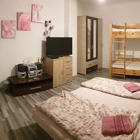 Grevia Apartmanok Poroszló 客房 照片
