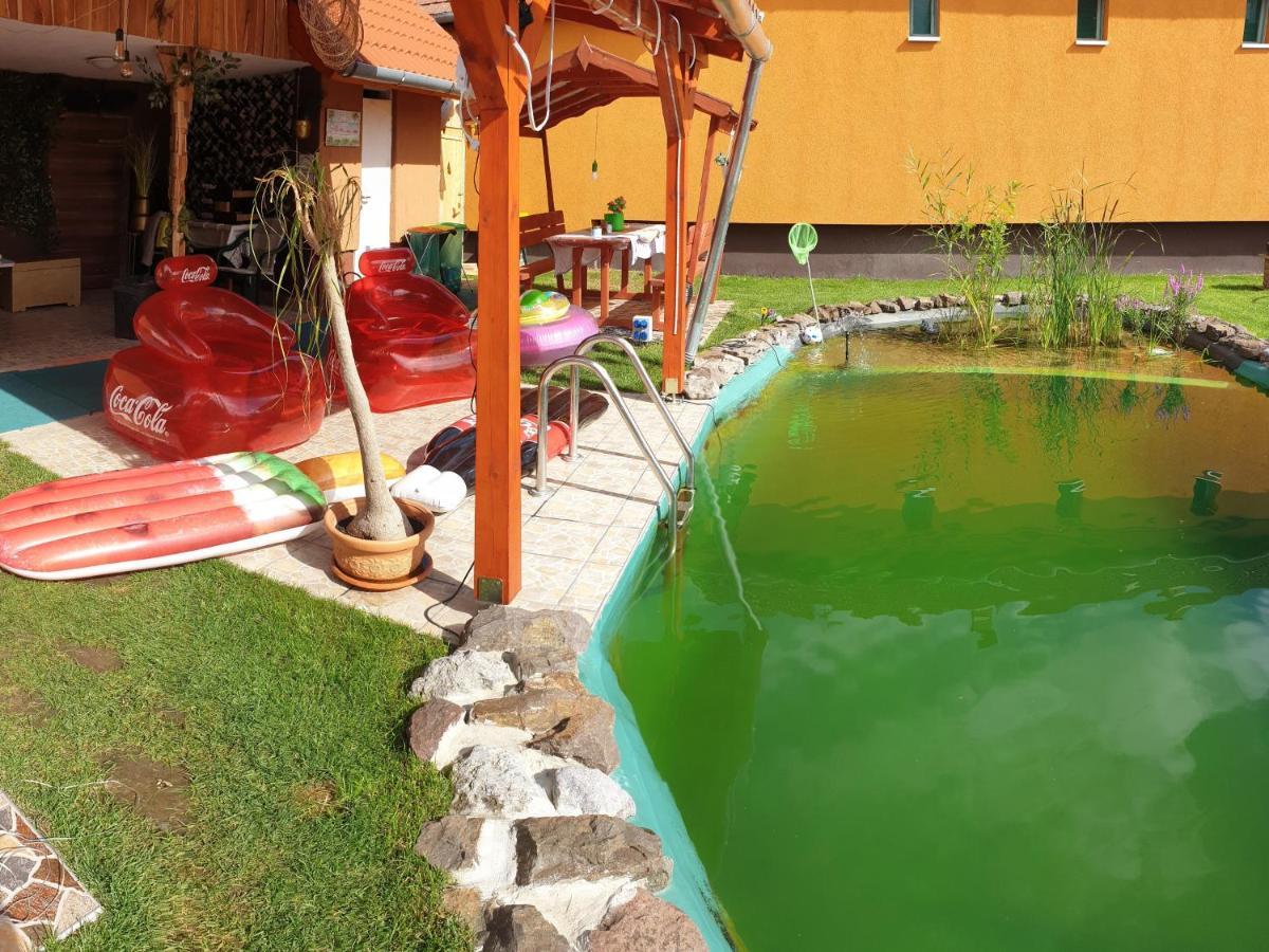 Grevia Apartmanok Poroszló 外观 照片
