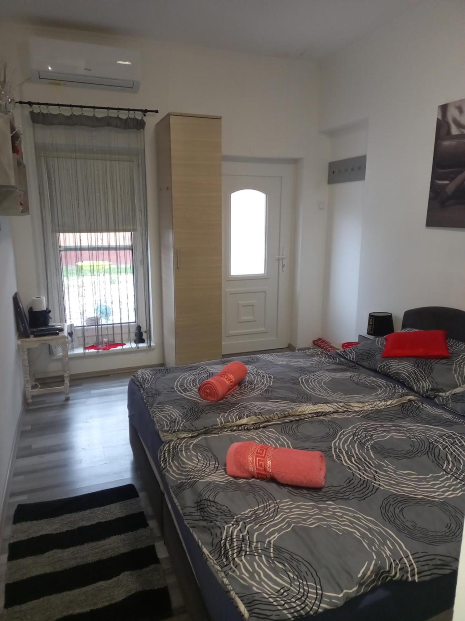 Grevia Apartmanok Poroszló 外观 照片